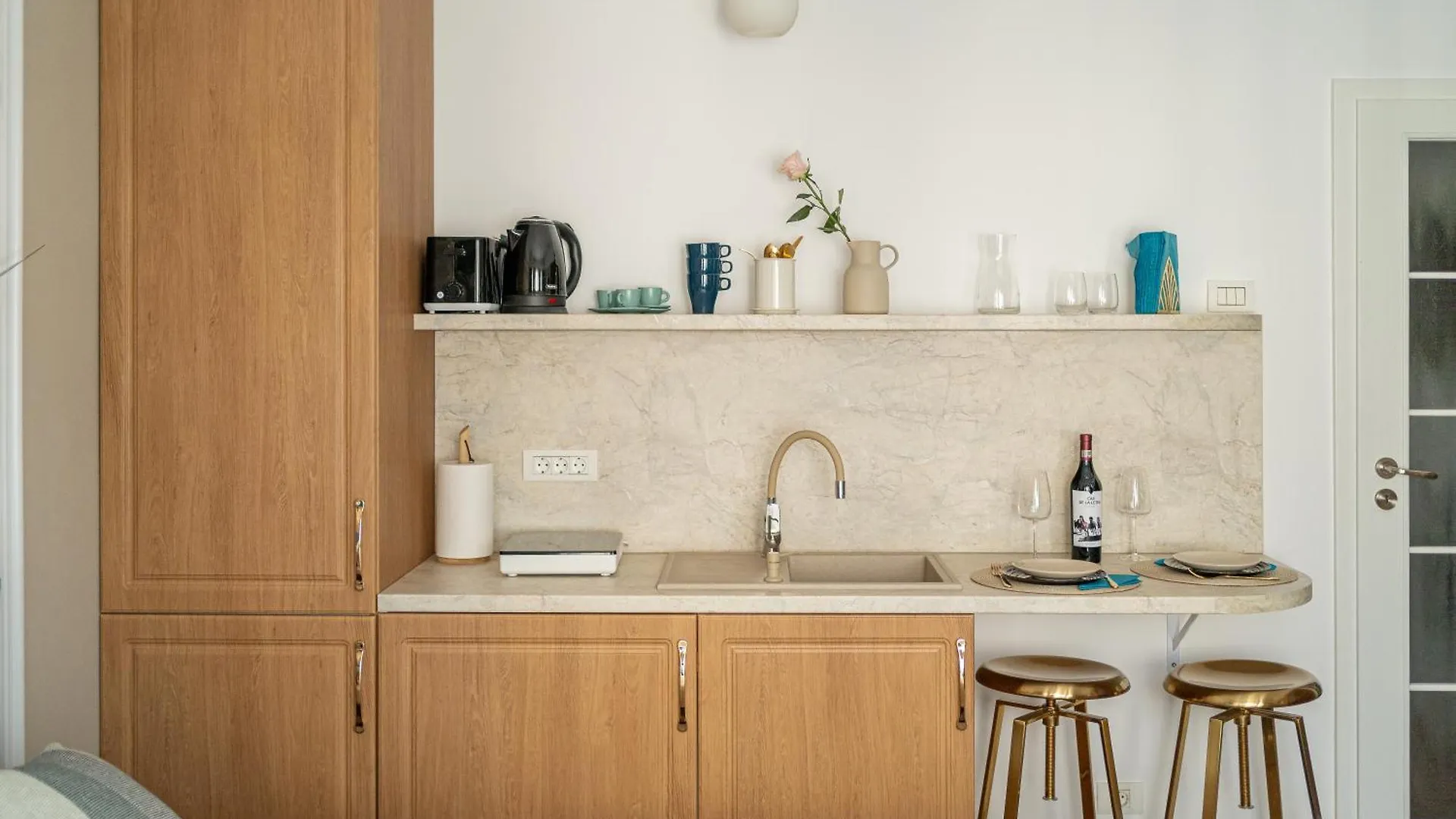 Heritage No 4 Stylish Studio With Iconic Views In The Heart Of The City ブカレスト